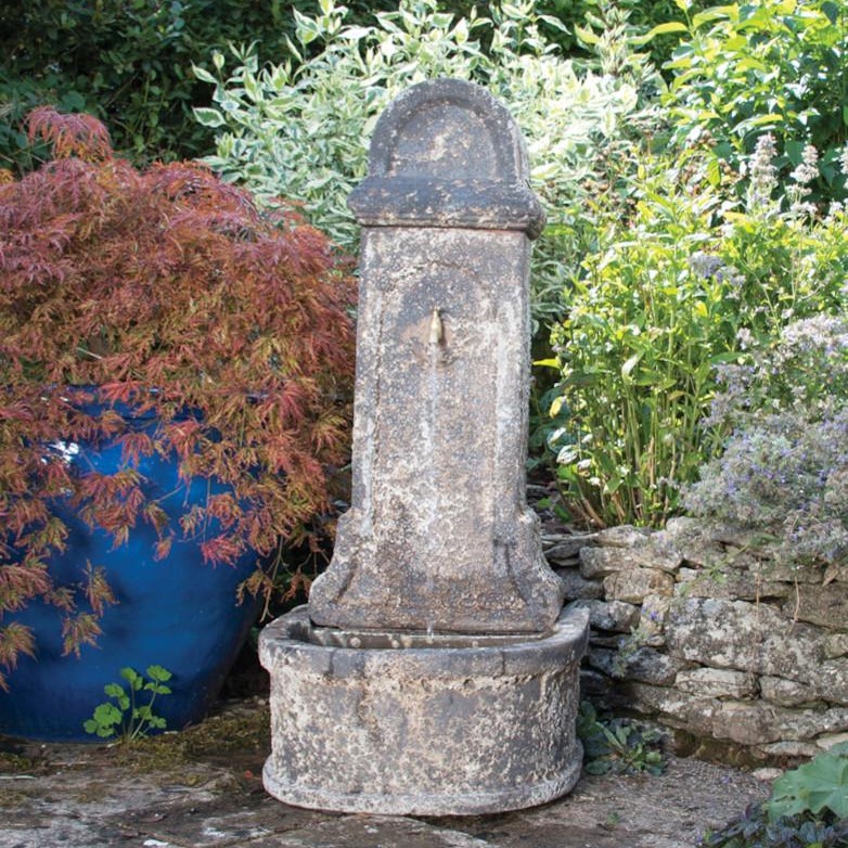 Ancient Tall Tapped Woodlodge Water Feature Super Sale Tong